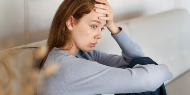 Deprese může váš život proměnit v peklo! Kde najít pomoc?